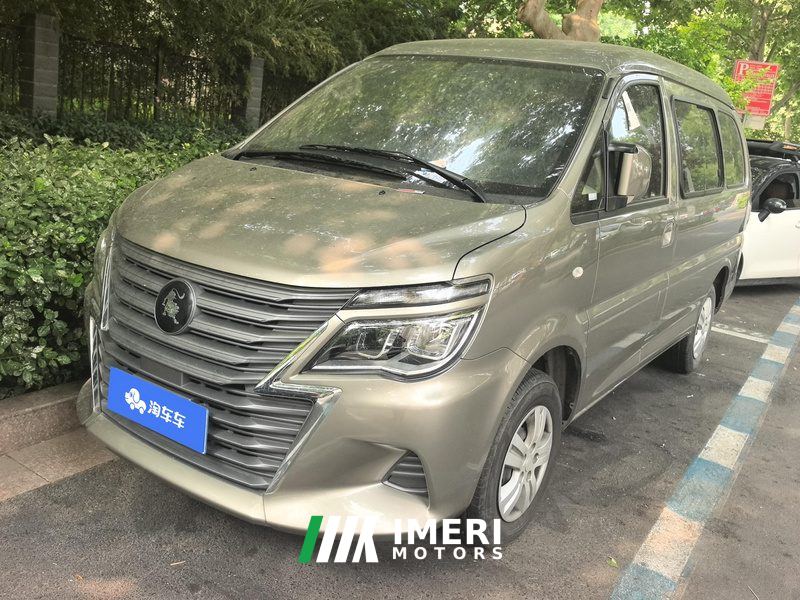 Dongfeng Lingzhi M5 1.6L Practical 5-seater