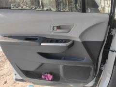 Toyota Sienna Dual-Engine 2.5L Comfort Edition - ფოტო 12