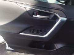 Toyota Wildlander 2.5L AWDLuxuryPLUS Edition - photo 13