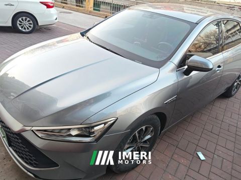 2023 BYD Qin PLUS DM-i Champion Edition 1.5L 55km Leading Edition - car from China