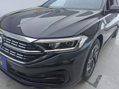 Volkswagen Jetta 300TSI Edition - ფოტო 4