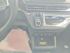 Honda Elysion e:HEV 2.0L Luxury Edition - photo 13