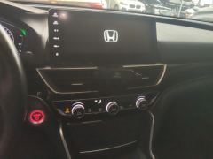 Honda Accord PHEV 2.0L E-CVT Edition - photo 17
