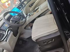 Denza D9 DM-i 1.5T 190km AWD Version 7 - ფოტო 14