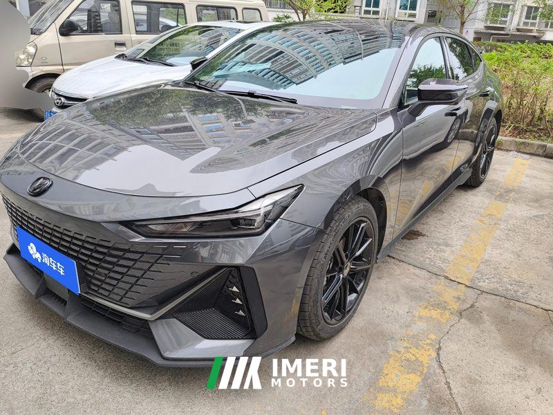 Changan UNI-V 1.5T Premium - ავტომობილი ჩინეთიდან