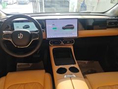 Leapmotor C11 EREV 300 Exclusive Edition - ფოტო 16