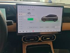 Leapmotor C11 EREV 300 Exclusive Edition - ფოტო 17