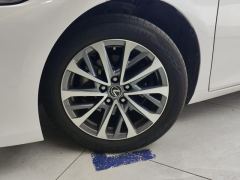 Lexus ES 200 Excellence Edition - фото 6
