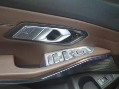 BMW 3 Series 325Li M Sport Package - ფოტო 13