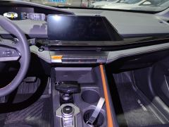 Changan UNI-V 1.5T Premium Version - ფოტო 17