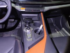 Changan UNI-V 1.5T Premium Version - ფოტო 19