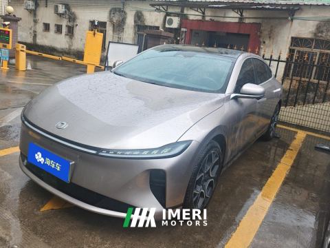 2024 Changan A07 BEV Value Edition 710km Flagship Edition - car from China