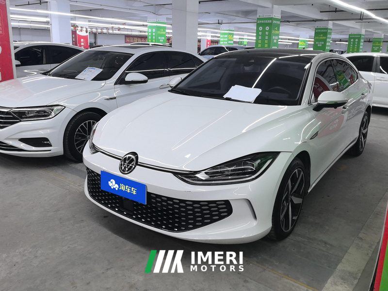 Volkswagen Lamando L 280TSI Spicy Edition