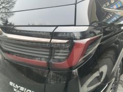 Honda Elysion e:HEV 2.0L Luxury Edition - фото 5
