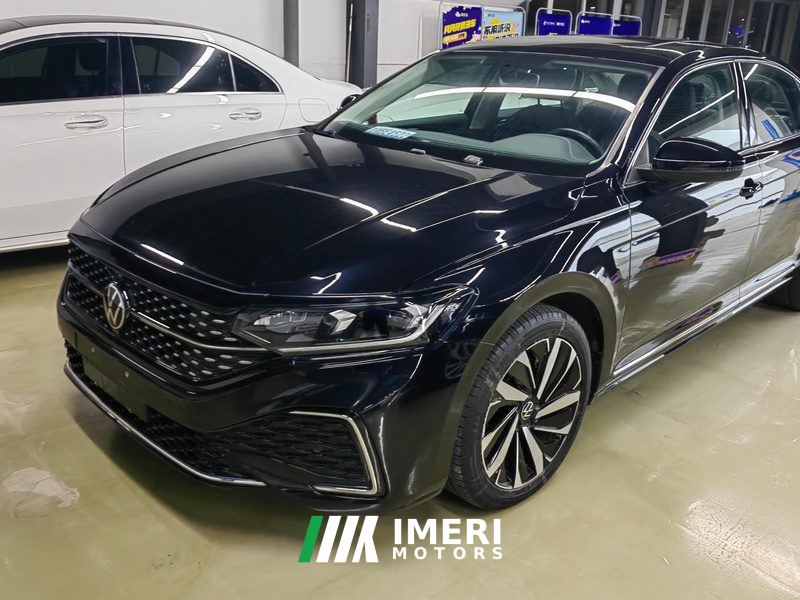 Volkswagen Passat 330TSI Star Elite Edition - ავტომობილი ჩინეთიდან