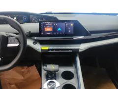 Changan UNI-V Zhidian iDD 1.5T 113km Smart cool type - ფოტო 17