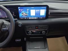 Ford Edge PLUS EcoBoost 245 Two-Wheel Drive Premium Sharp Edition 7-seater - ფოტო 17
