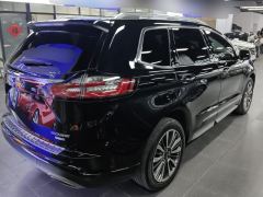 Ford Edge PLUS EcoBoost 245 Two-Wheel Drive Premium Sharp Edition 7-seater - ფოტო 2