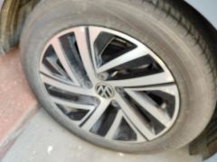 Volkswagen Lavida Langham 1.5L Automatic Five Million Edition - ფოტო 6