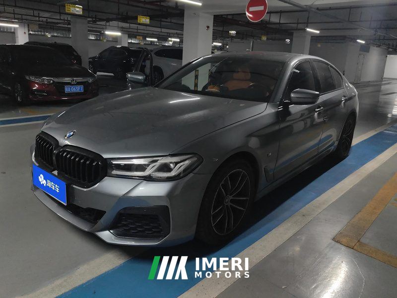 BMW 5 Series (Imported) Facelift 525i M Sport Package - ავტომობილი ჩინეთიდან