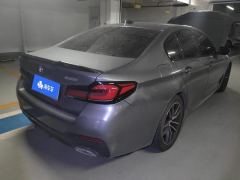 BMW 5 Series (Imported) Facelift 525i M Sport Package - ფოტო 2