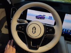 AITO M8 EREV Edition 201km AWDMax 6(192) - ფოტო 18