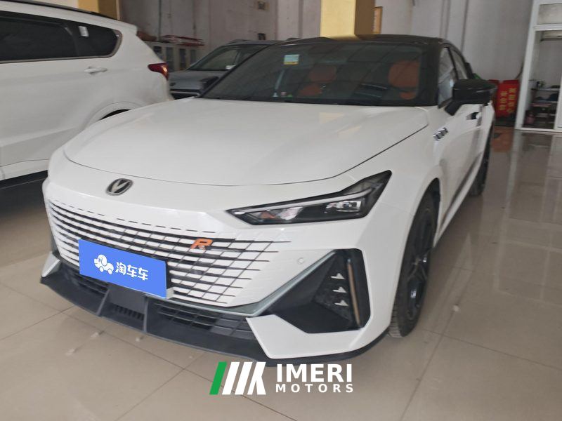 Changan UNI-V 1.5T Premium Version - car from China