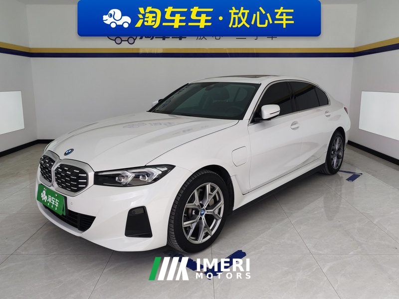 BMW i3 eDrive 35 L - car from China