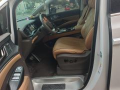 Denza D9 DM-i 970 4WD Flagship Edition - ფოტო 14