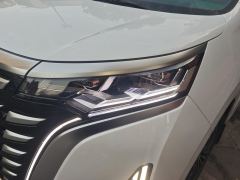Denza D9 DM-i 970 4WD Flagship Edition - ფოტო 4