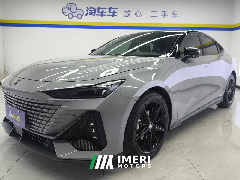 Changan UNI-V 1.5T Premium Version - car from China