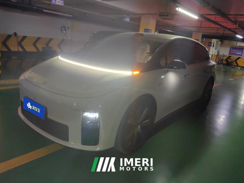 Li Auto i6 AWD Edition - ავტომობილი ჩინეთიდან