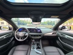 Cadillac CT5 28T Track Performance Edition with Peak Track Package - ფოტო 5