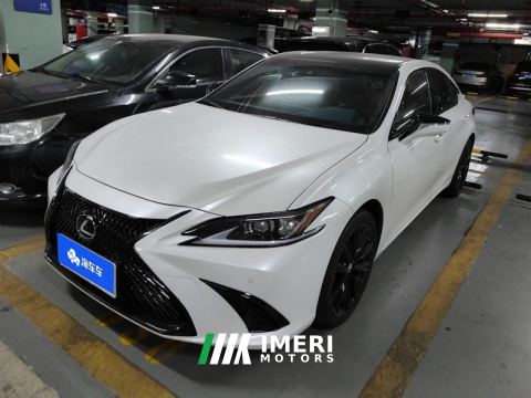 2022 Lexus ES 300h Excellence Edition - автомобиль из Китая