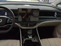 Denza D9 DM-i 1.5T 190km AWDPremium Version 7 - ფოტო 17