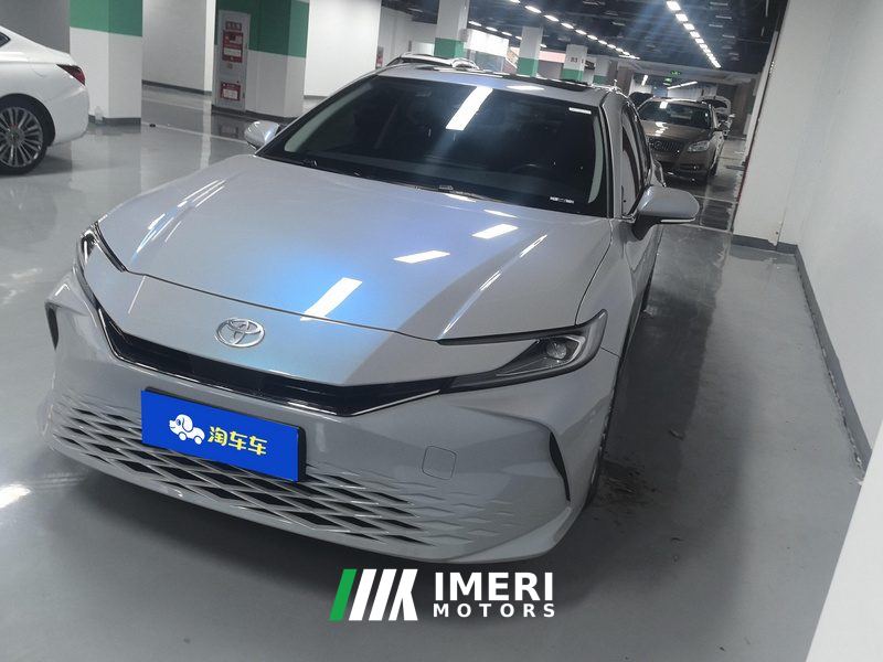 Toyota Camry 2.0E Elite Edition - car from China