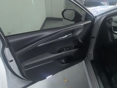 Toyota Camry 2.0E Elite Edition - photo 12