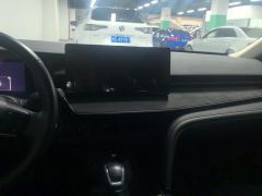 Toyota Camry 2.0E Elite Edition - photo 17