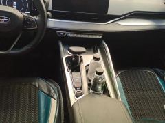 Geely Xingui Xingrui 2.0T Luxury Edition - ფოტო 19