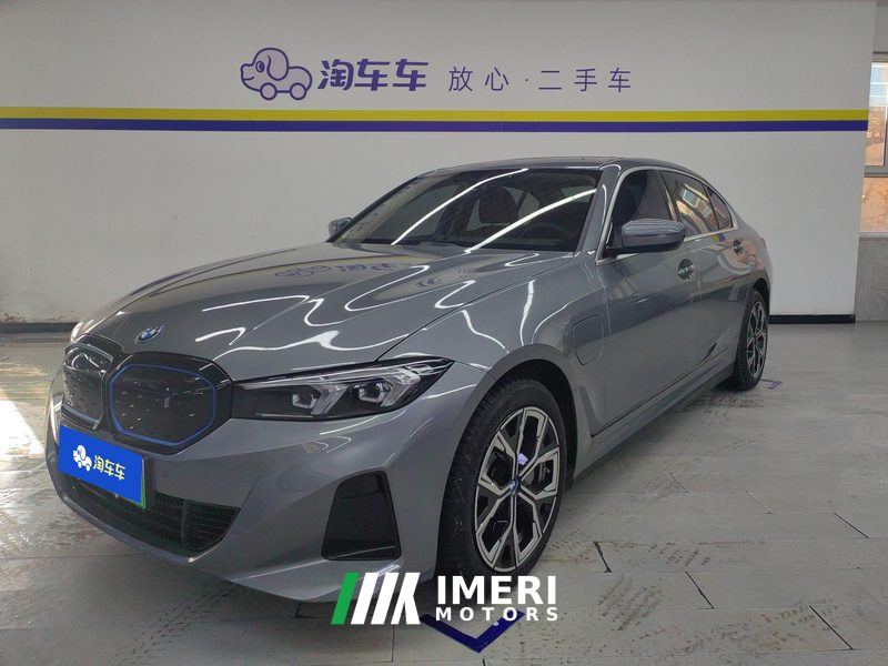 BMW i3 eDrive 35 L - автомобиль из Китая