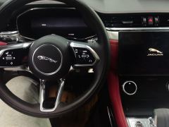 Jaguar F-PACE P250 - ფოტო 16