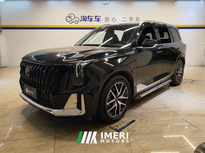 GAC Trumpchi GS8 Dual-Engine 2.0T RWD Luxury Edition 7-seater