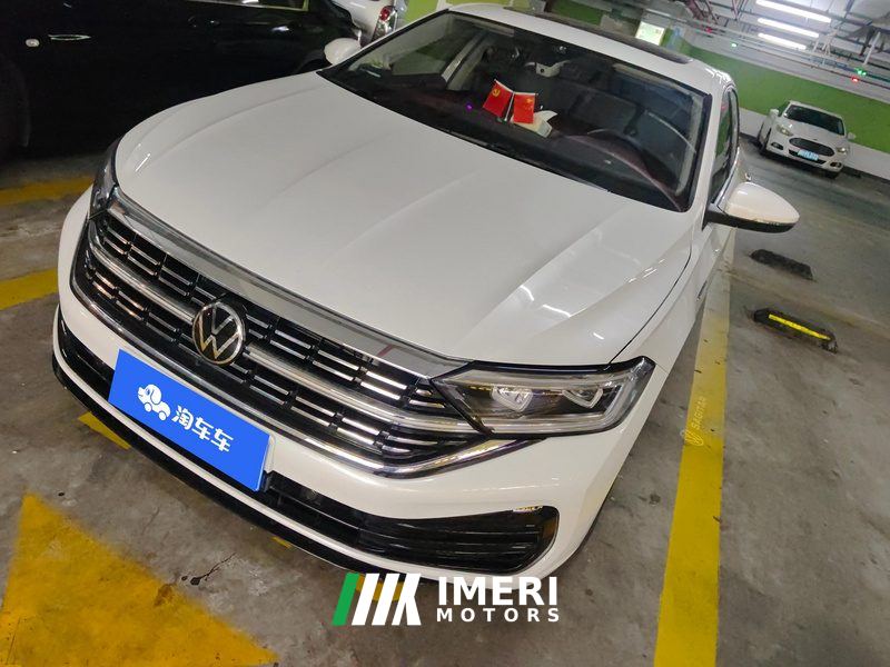 Volkswagen Jetta Sagitar 300TSI Dual Clutch Superior Edition