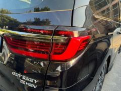 Honda Odyssey 2.0L Sharp Joy Edition 7-seater - ფოტო 5