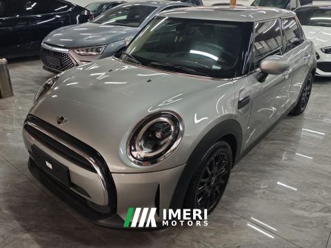 2023 BMW MINI 1.5T ONE 5-Door - автомобиль из Китая