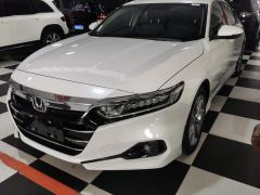 Honda Accord 260TURBO Luxury Edition - фото 1