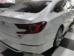 Honda Accord 260TURBO Luxury Edition - фото 2