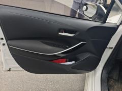 Toyota Corolla Dual-Engine 1.8L E-CVT Elite Edition - photo 12