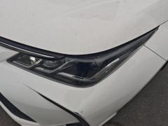 Toyota Corolla Dual-Engine 1.8L E-CVT Elite Edition - photo 4