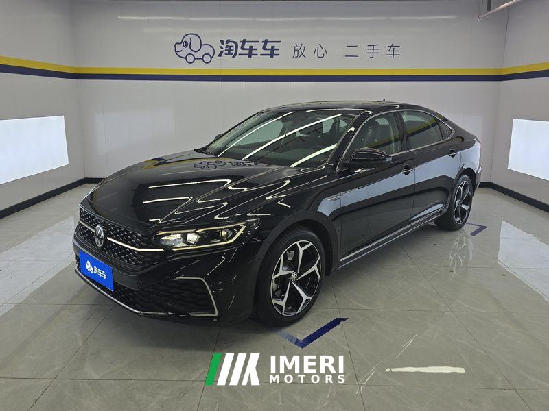 Volkswagen Passat 330TSI Premium Edition - ავტომობილი ჩინეთიდან